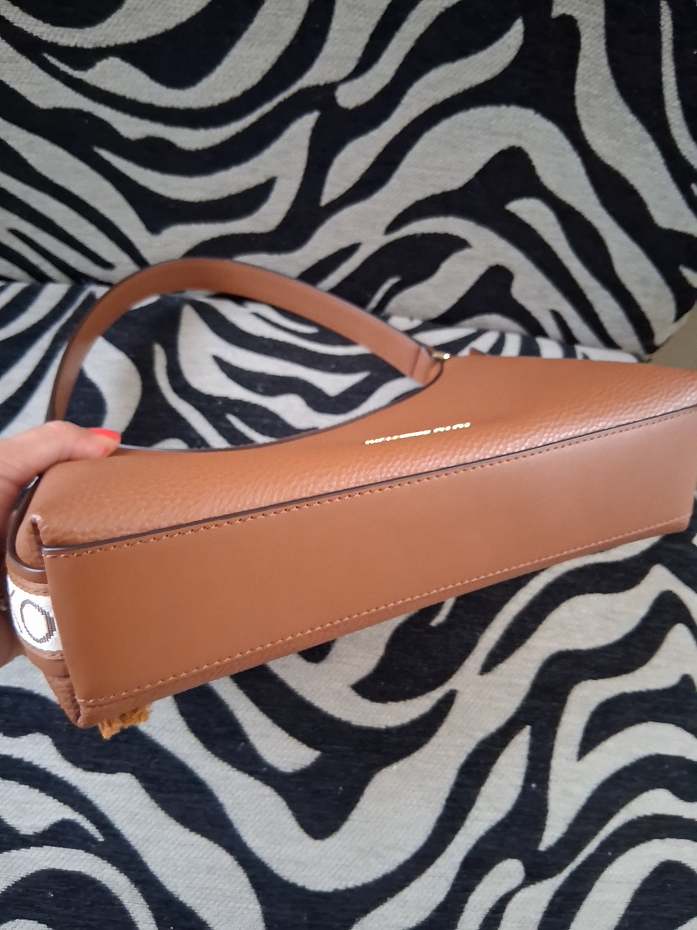 Michael Kors Women's Brown Leather Shoulder Bag - Picture 4 of 6